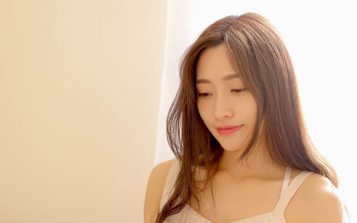 桌面壁纸 美女 生活照片 > 高清美女图片壁纸显示:√欣赏模式   全屏