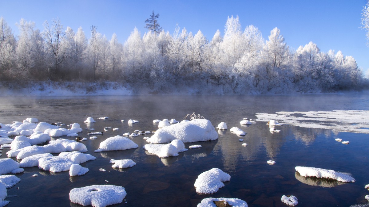 唯美的冰雪世界白雪圖片-風景壁紙-高清風景圖片-娟娟壁紙