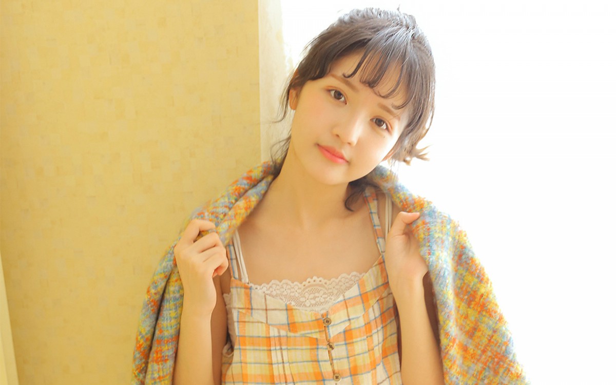 日本黄色格调未成年少女图片-美女壁纸-高清美女图片-第9图-娟娟壁纸
