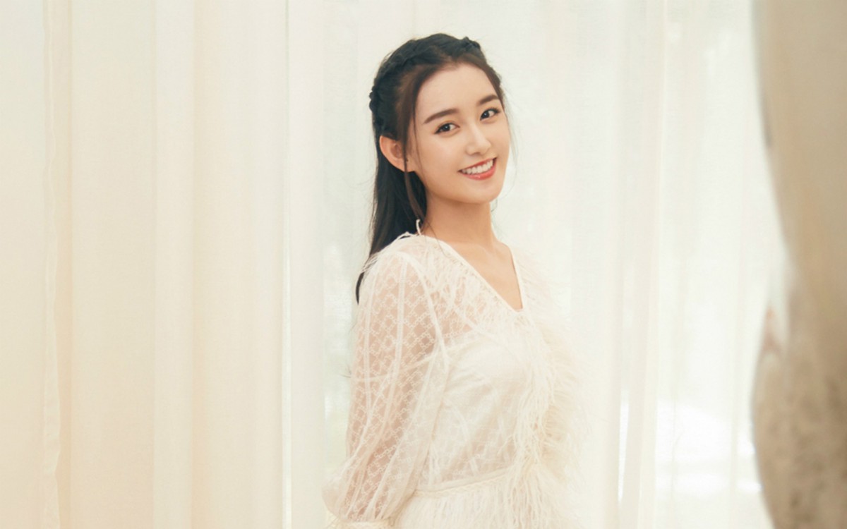 蒋依依图片壁纸89