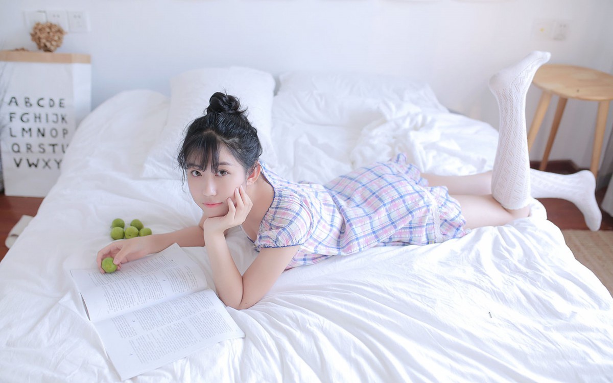 水嫩少女私房照图片19