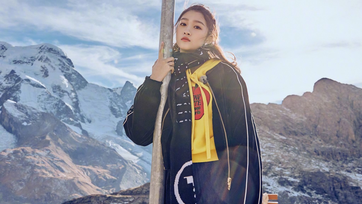 美女明星关晓彤图片-美女壁纸-高清美女图片-第14图-娟娟壁纸