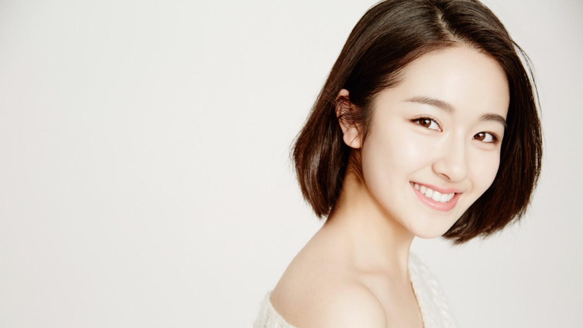 李兰迪桌面壁纸-美女壁纸-高清美女图片-第6图-娟娟壁纸