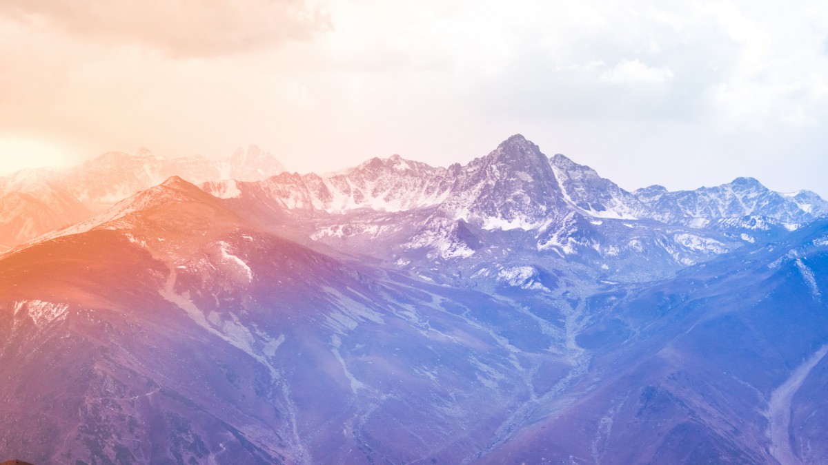 千形万态的雪山图片-风景壁纸-高清风景图片-第8图-娟娟壁纸