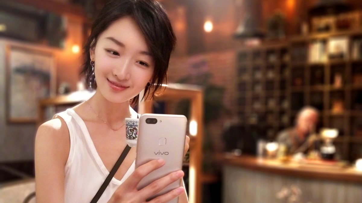 周冬雨图片壁纸(15/16)