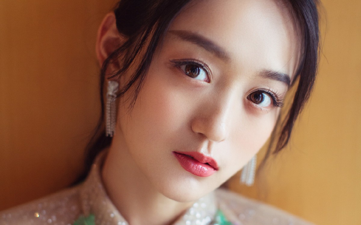 美女何泓姗清新图片45