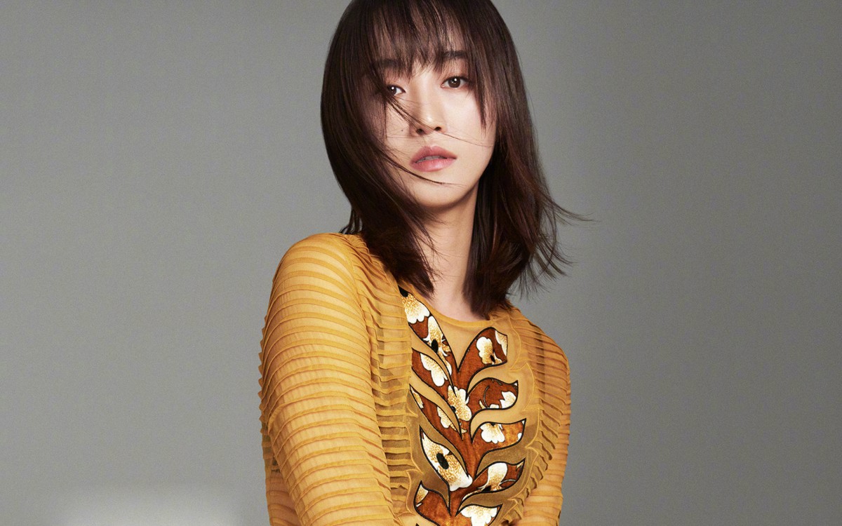 蓝盈莹图片-美女壁纸-高清美女图片-第3图-娟娟壁纸