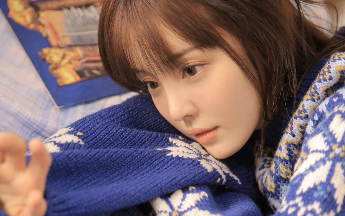 毛衣美女头像图片壁纸69