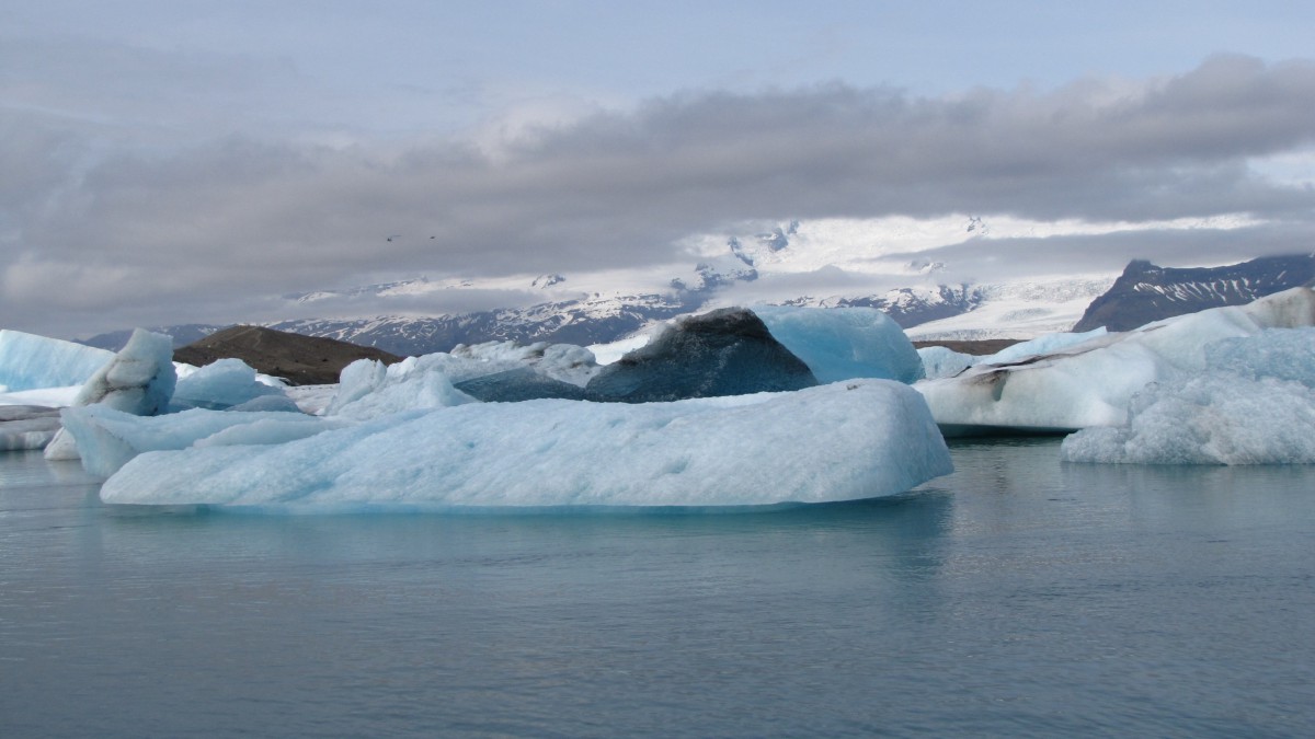 高清寒冷的冰川图片-风景壁纸-高清风景图片-第5图-娟娟壁纸