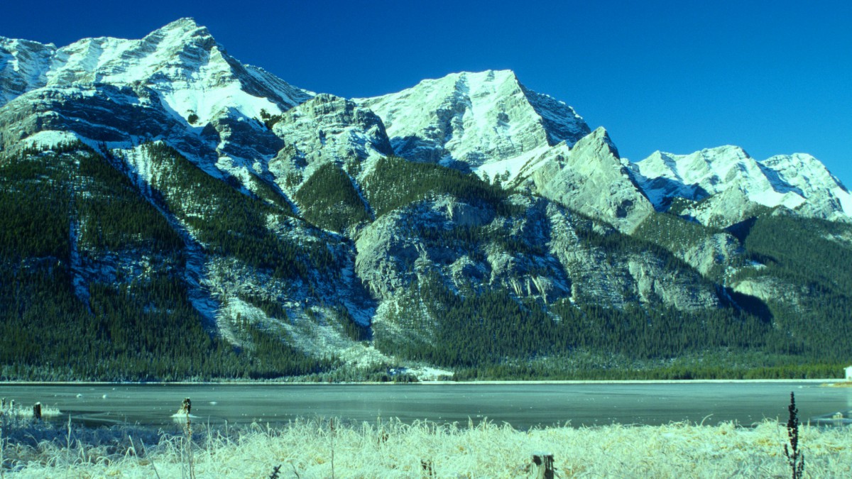 雪山圖片壁紙-風景壁紙-高清風景圖片-第5圖-娟娟壁紙