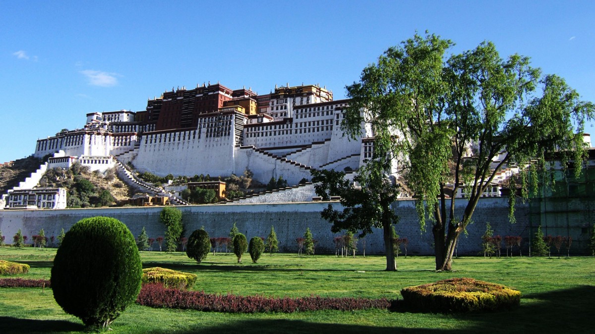 西藏布达拉宫图片-建筑壁纸-高清建筑图片-娟娟壁纸