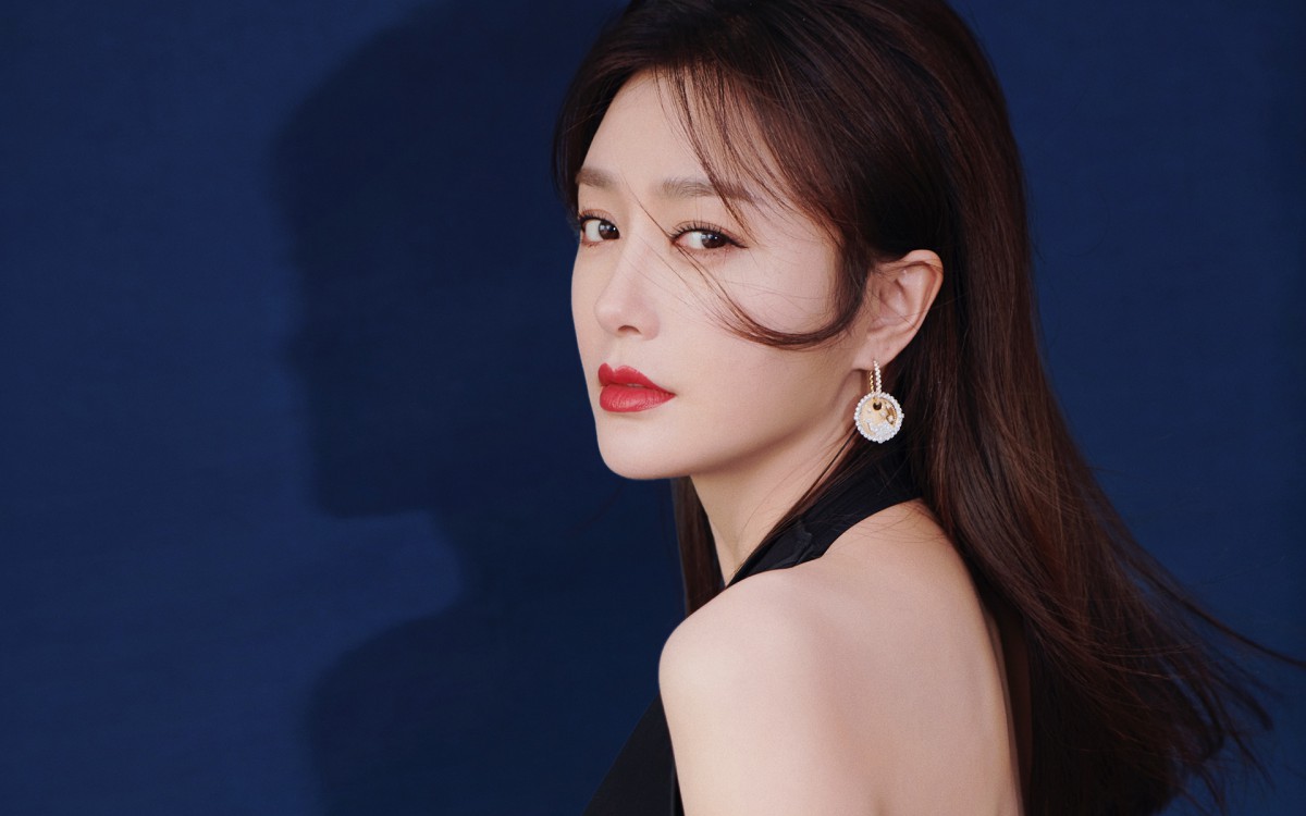 秦岚性感写真图片-美女壁纸-高清美女图片-第4图-娟娟壁纸