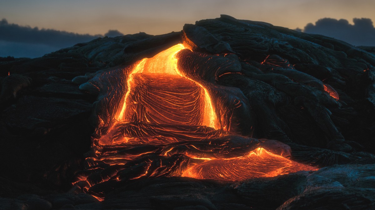 壯觀的火山爆發圖片-風景壁紙-高清風景圖片-娟娟壁紙