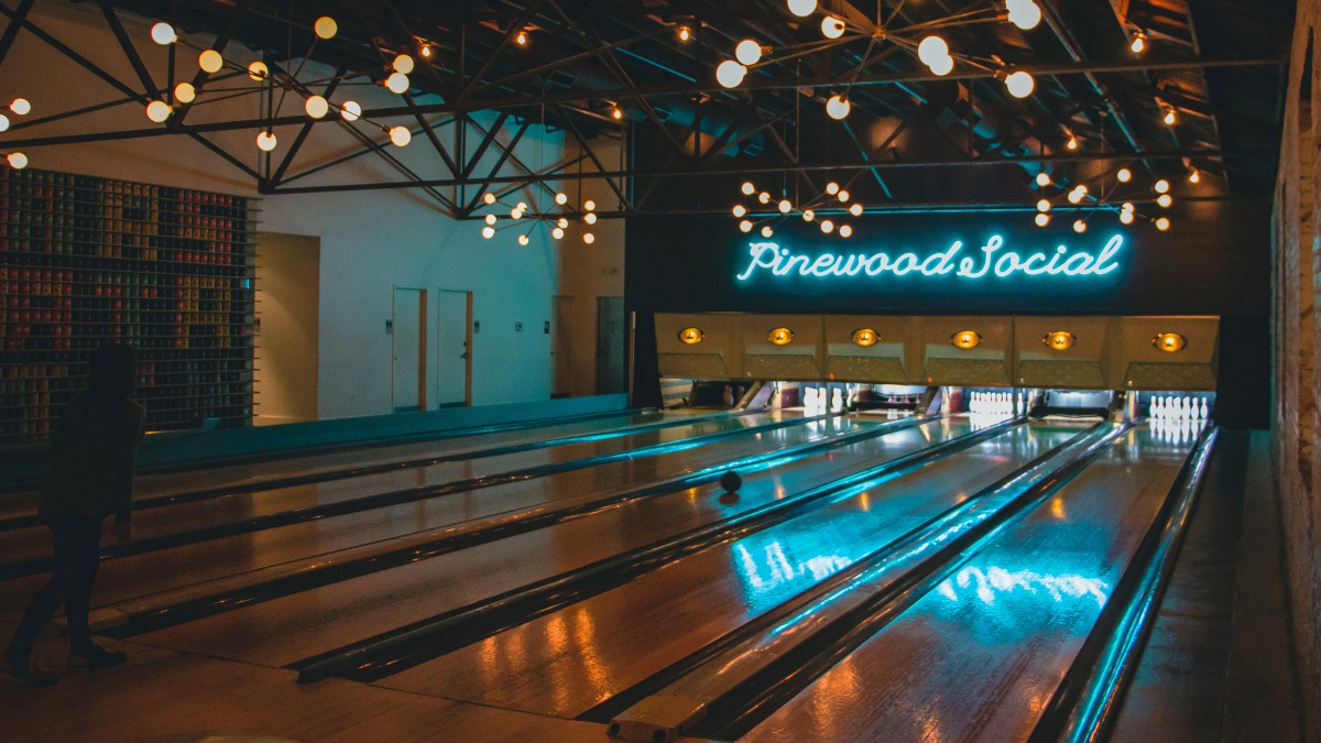 保龄球馆打保龄球图片910