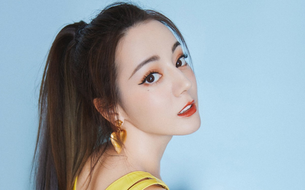 迪丽热巴性感图片-美女壁纸-高清美女图片-第14图-娟娟壁纸