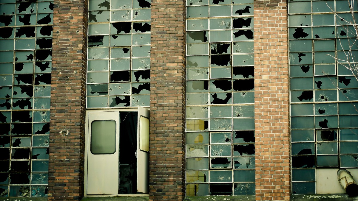 废弃破旧的楼房图片(3/11)