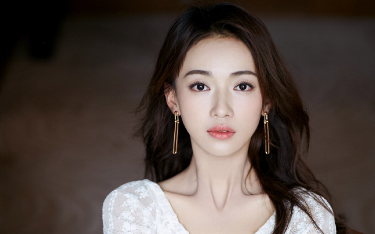 吴谨言迷人写真图片18