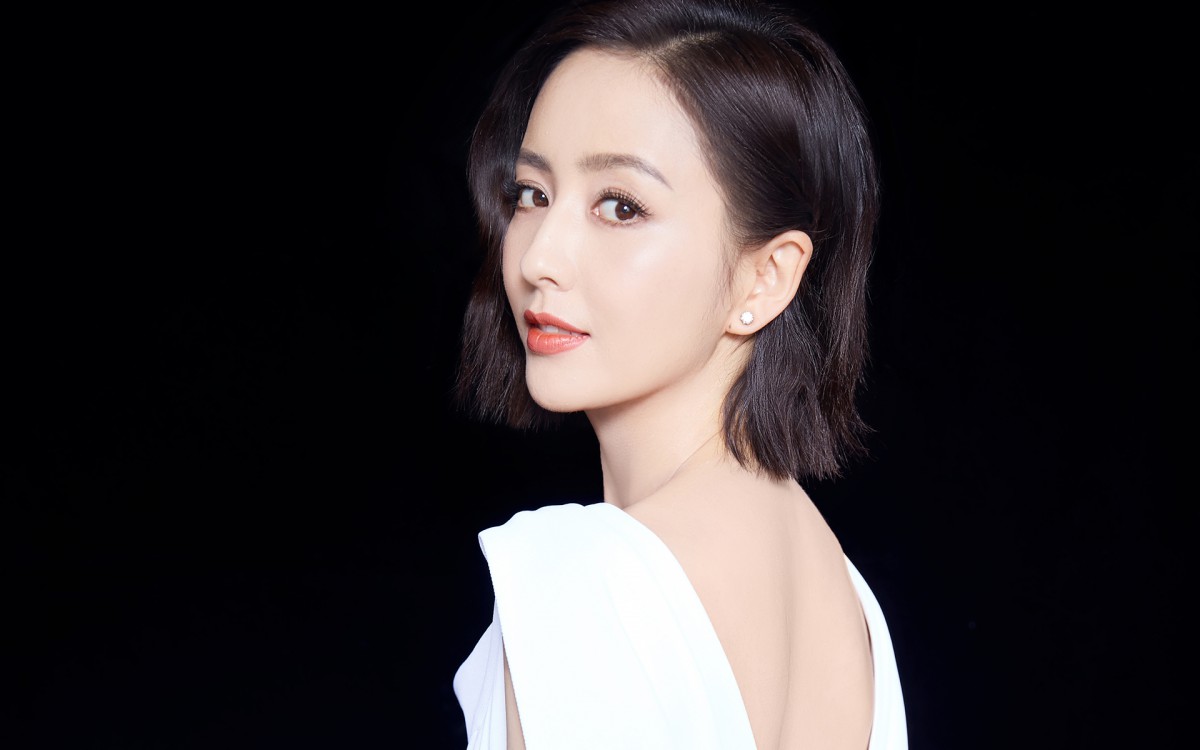 佟丽娅优雅写真桌面壁纸26