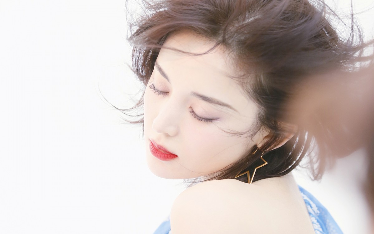 古力娜扎唯美头像图片-美女壁纸-高清美女图片-第5图-娟娟壁纸