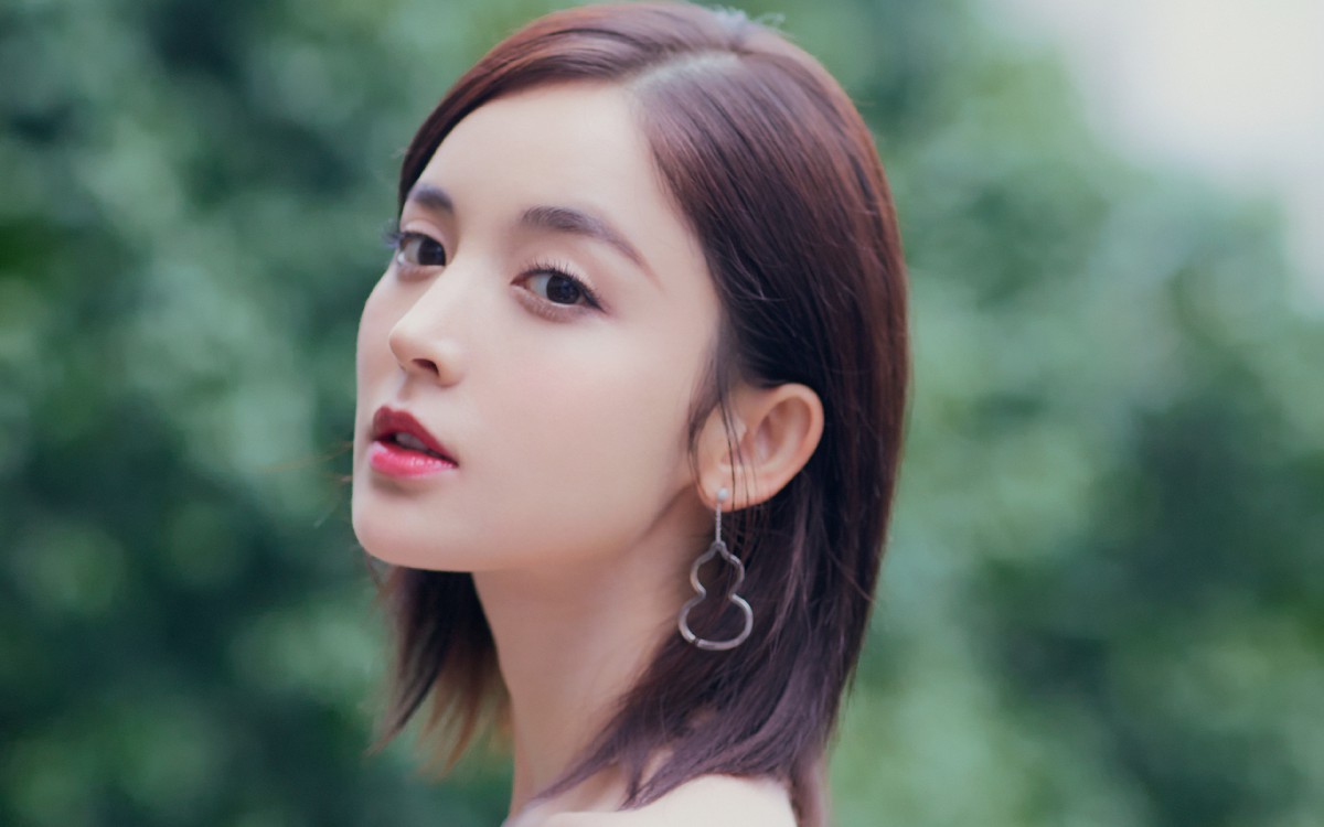 古力娜扎貌美如花图片-美女壁纸-高清美女图片-第6图-娟娟壁纸