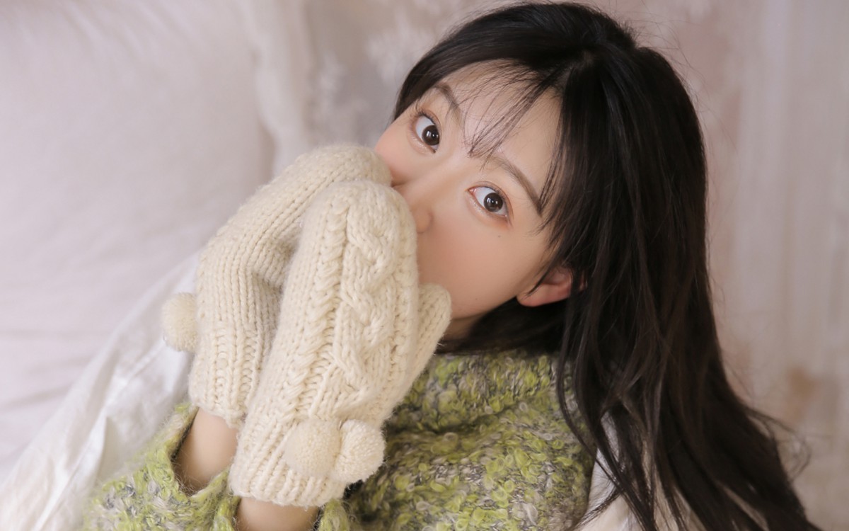 甜美长发女生图片99