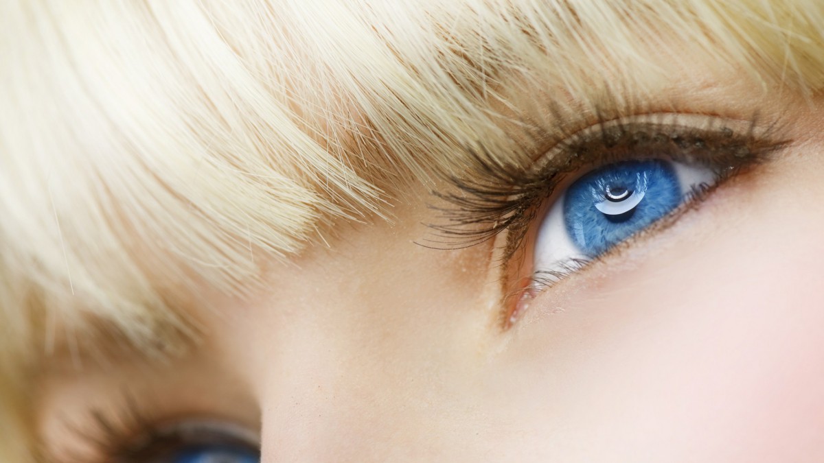 女人迷人的眼睛图片-美女壁纸-高清美女图片-第2图-娟娟壁纸