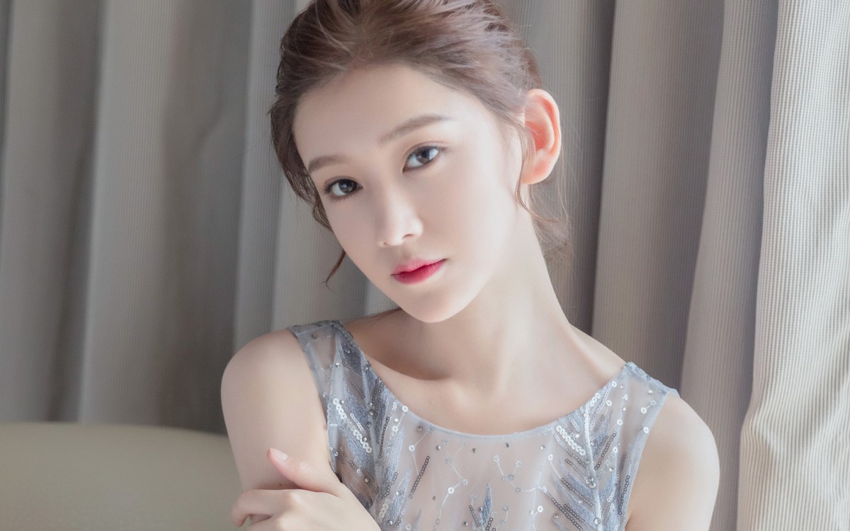 李沐宸唯美写真图片-美女壁纸-高清美女图片-第3图-娟娟壁纸