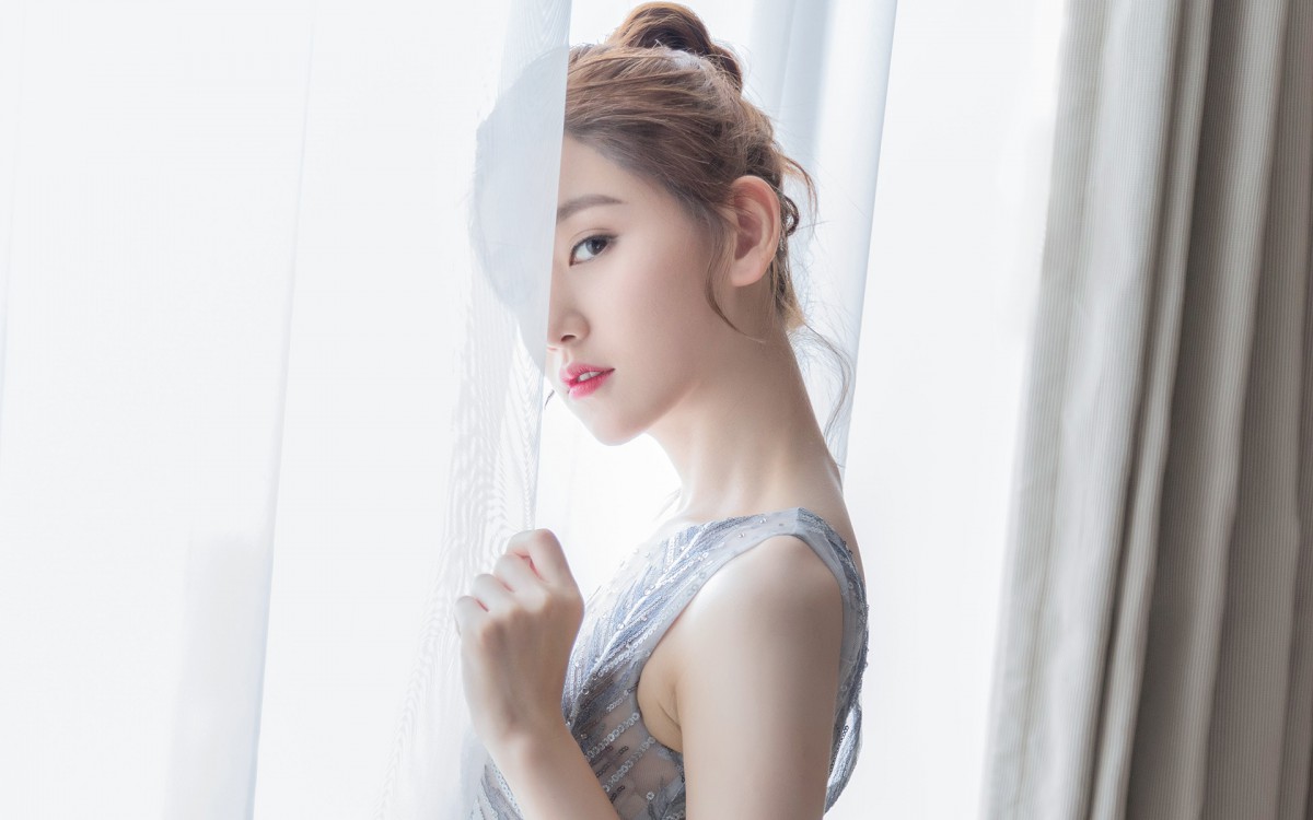 李沐宸唯美写真图片-美女壁纸-高清美女图片-第5图-娟娟壁纸