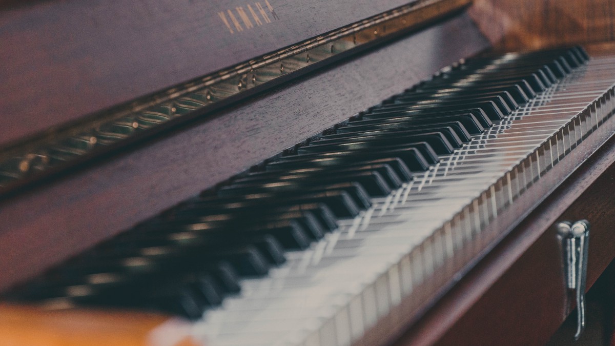 钢琴琴键图片-静物壁纸-高清静物图片-第10图-娟娟壁纸