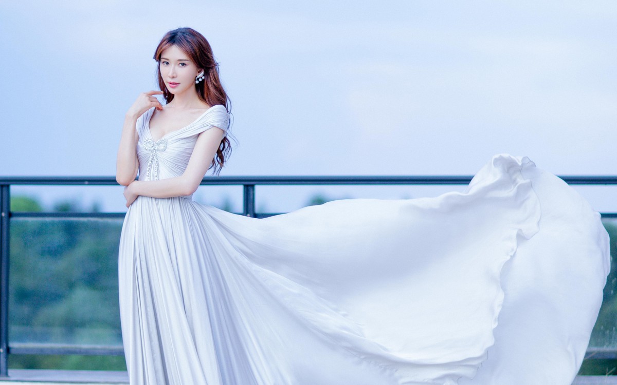 林志玲性感写真集-美女壁纸-高清美女图片-第7图-娟娟壁纸