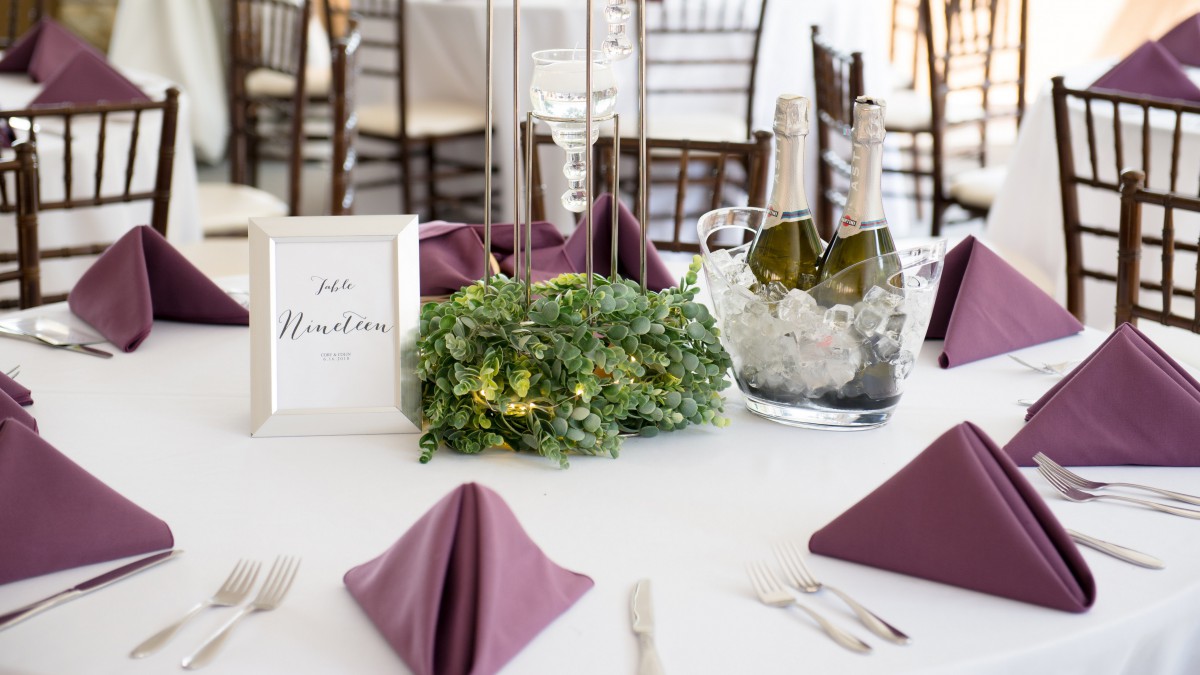 精美的婚礼餐桌图片-静物壁纸-高清静物图片-第7图-娟娟壁纸