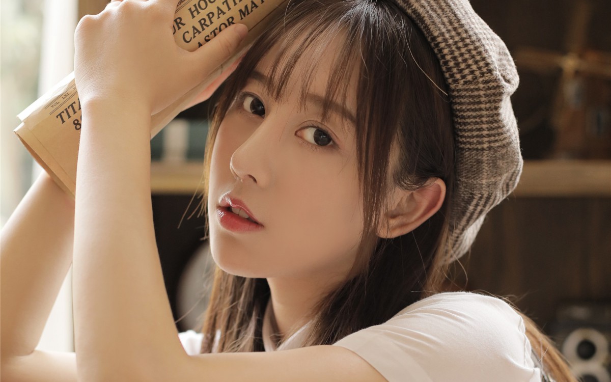 原图你的电脑分辨率(1600x1600)→生成壁纸显示:√欣赏模式全屏模式