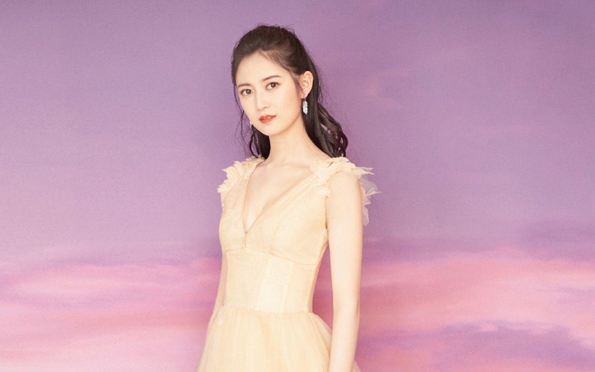 陈钰琪黄色连衣裙图片68