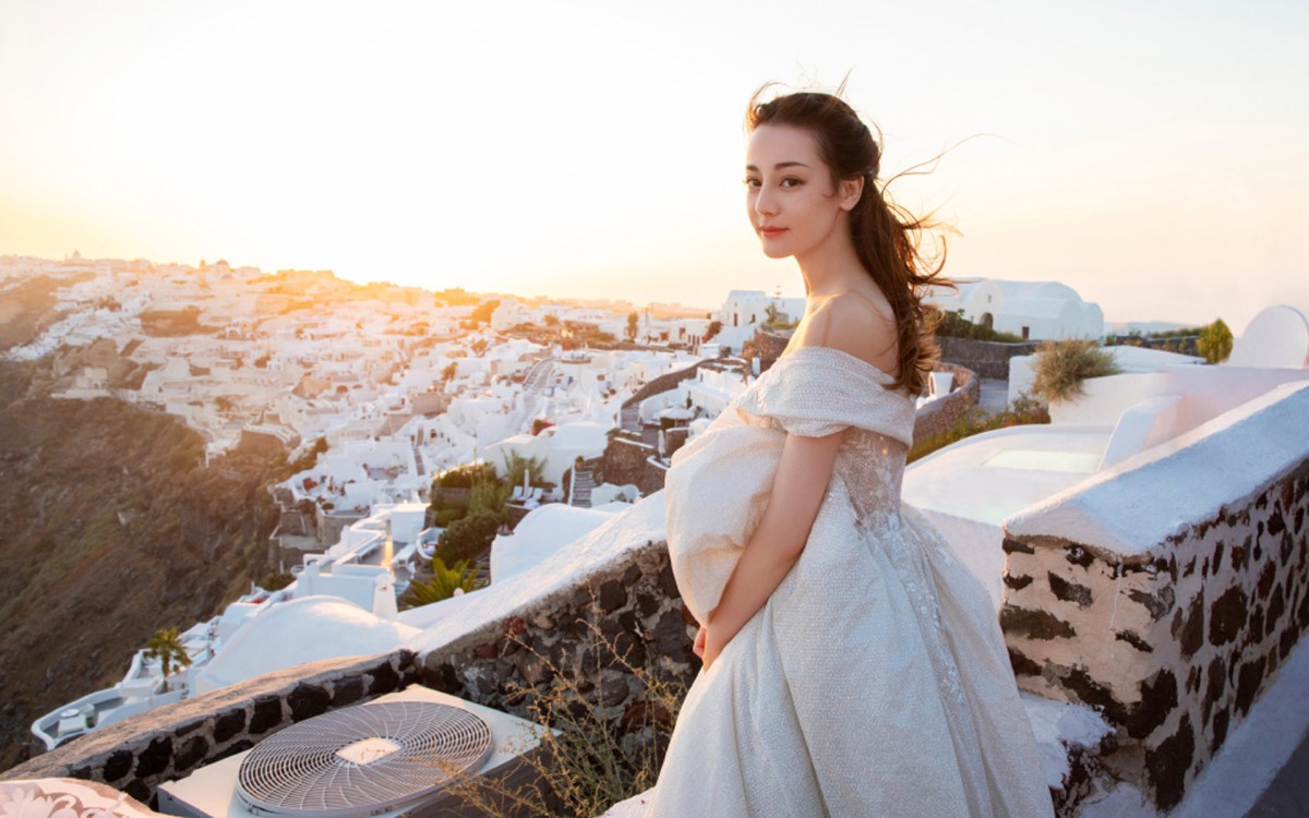 迪丽热巴婚纱写真壁纸211