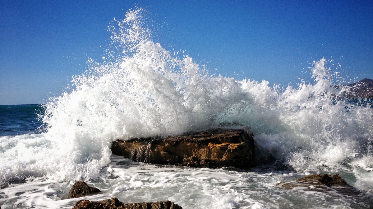 咆哮的海浪图片613