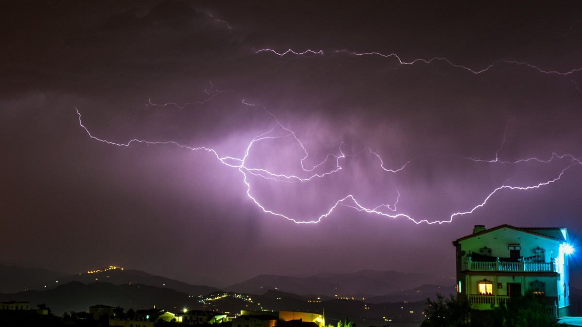 雷电图片大全大图-风景壁纸-高清风景图片-第4图-娟娟壁纸