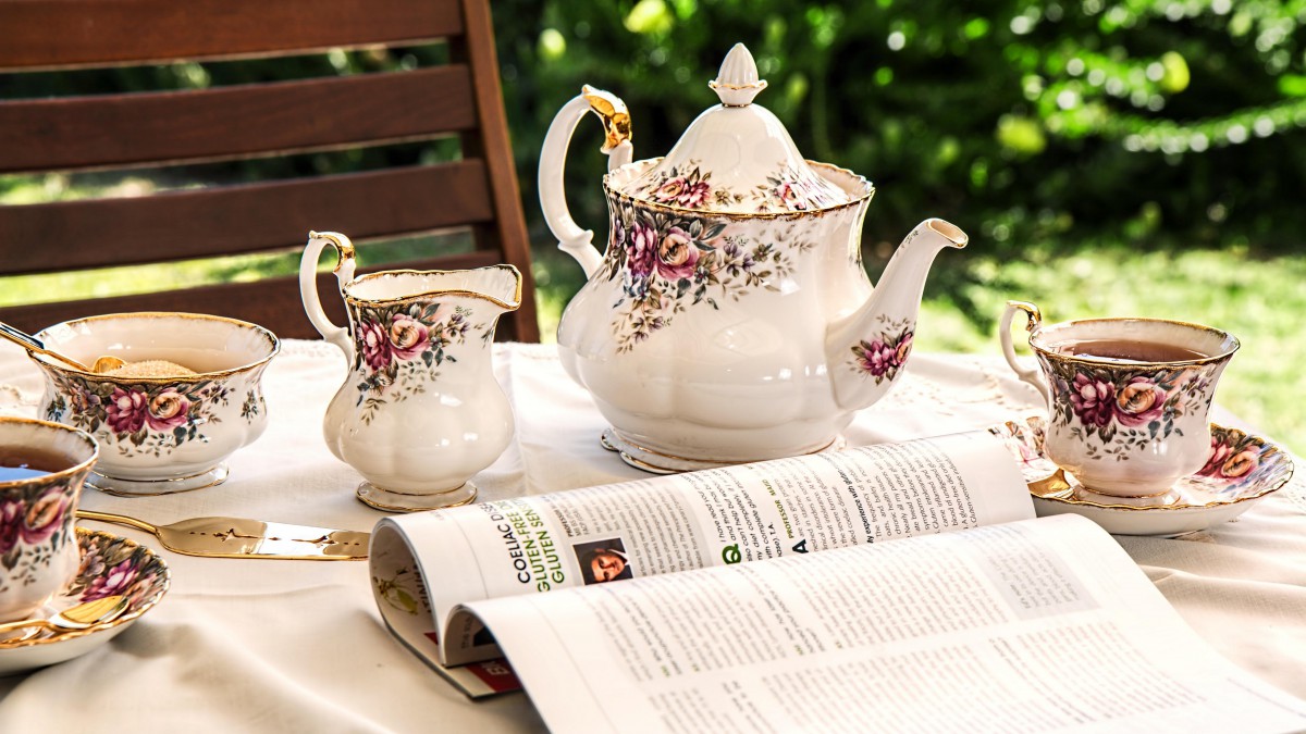 精美瓷器茶壶茶杯图片-静物壁纸-高清静物图片-第6图-娟娟壁纸