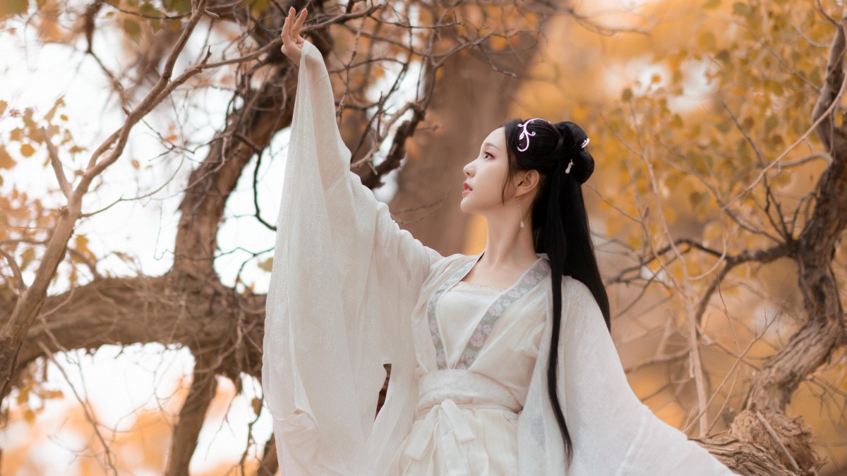 美女白衣仙女汉服写真-美女壁纸-高清美女图片-第7图-娟娟壁纸
