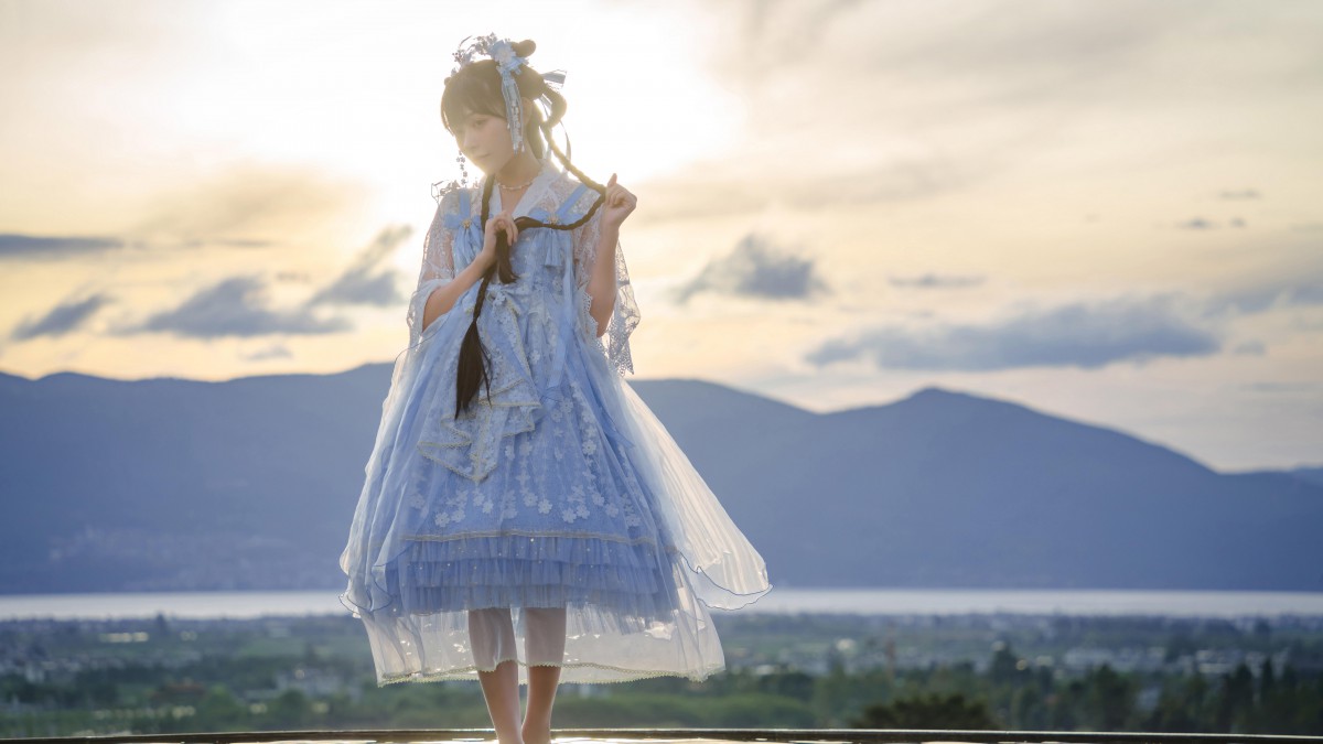 清新甜美洛丽塔唯美少女写真-美女壁纸-高清美女图片-第3图-娟娟壁纸