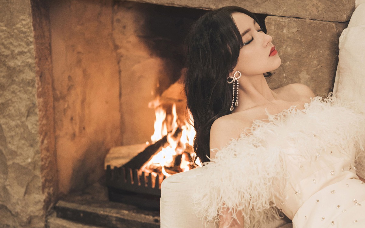 程潇白裙壁纸图片-美女壁纸-高清美女图片-第6图-娟娟壁纸