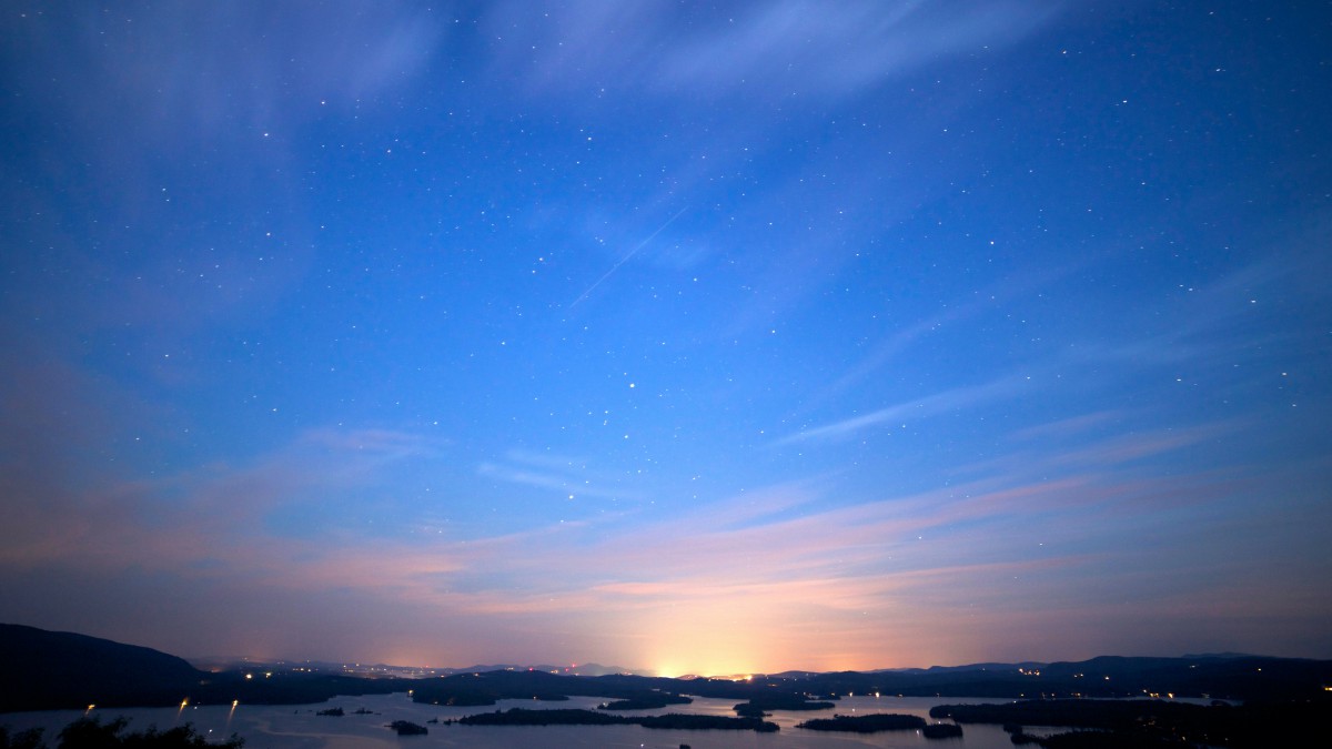 滿天星星的星空圖片-風景壁紙-高清風景圖片-第3圖-娟娟壁紙