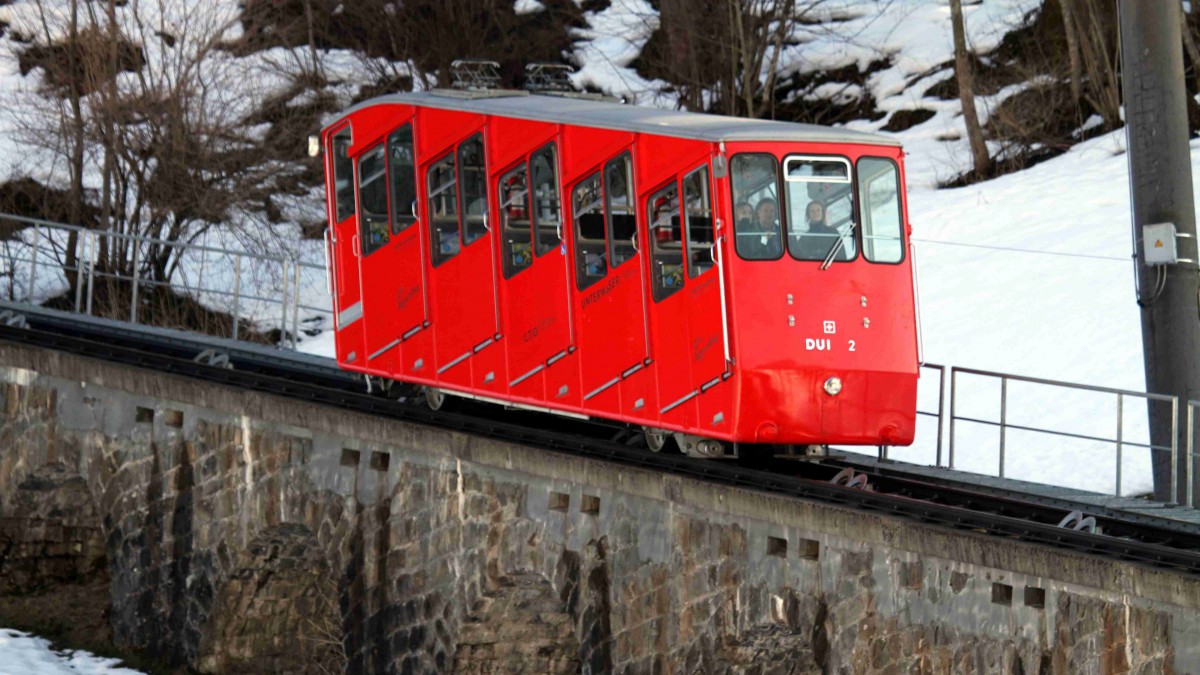 瑞士齿轨登山列车图片412