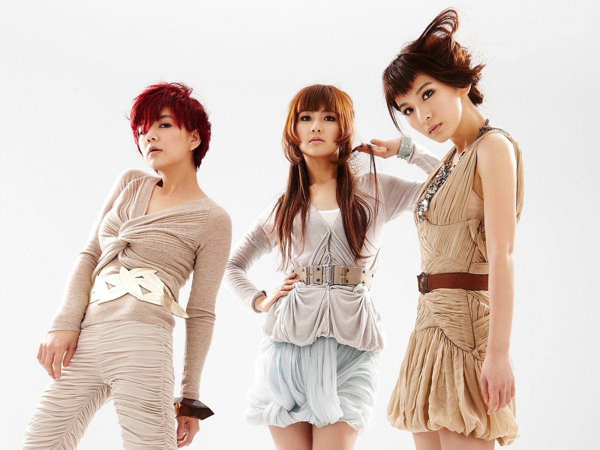 she台湾人气可爱女生组合1119