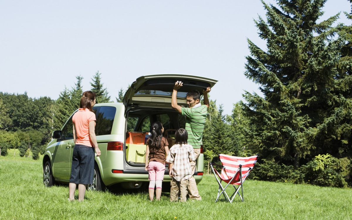 全家自驾游壁纸1220