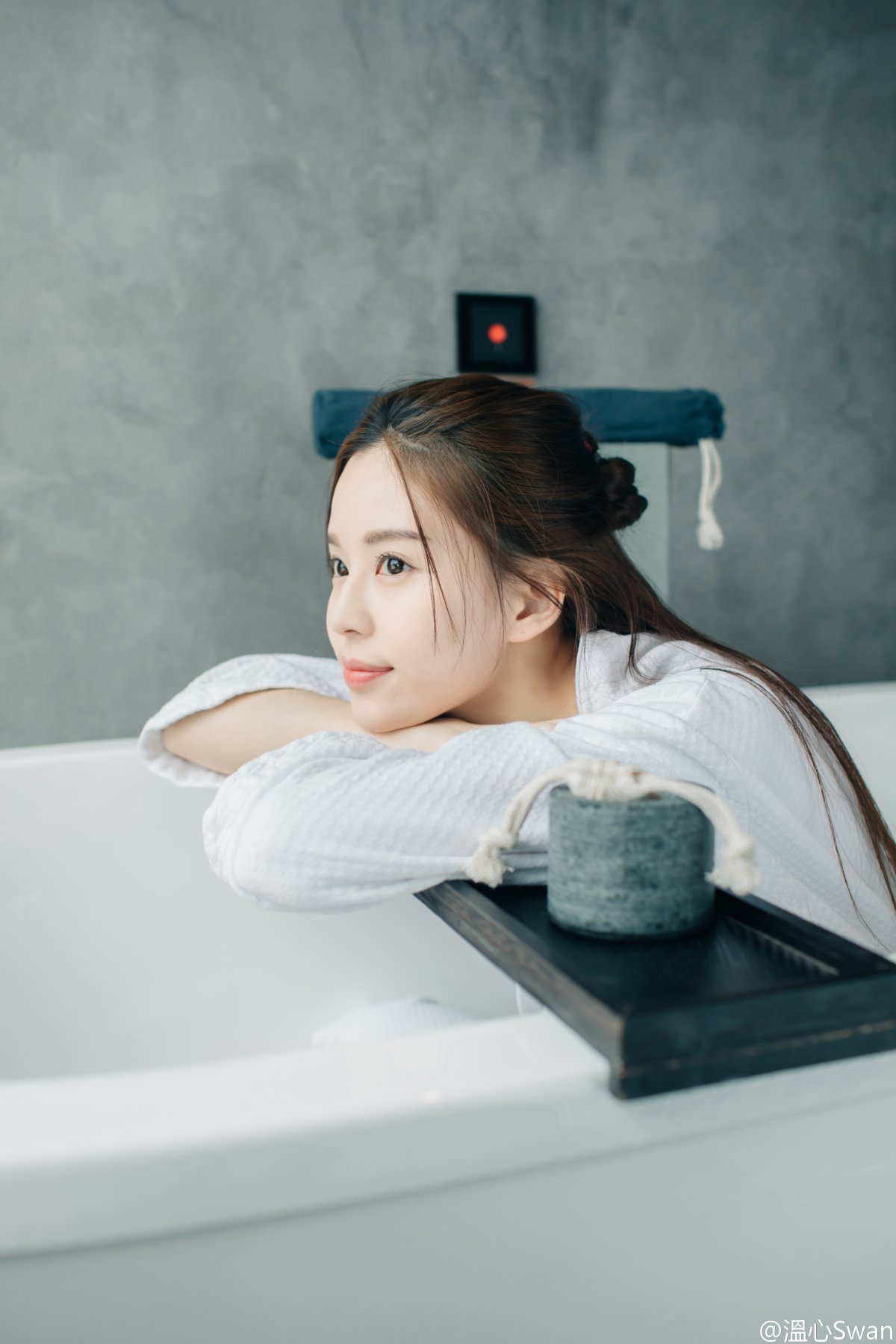 温心swan4k美女图片