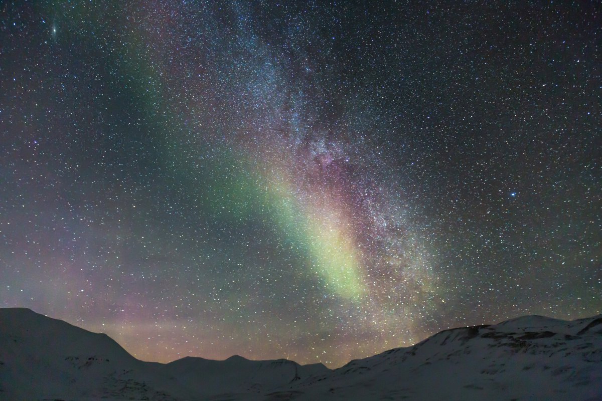 北极雪 朗伊尔城 神奇的夜晚 星空4k图片,4k高清风景图片,娟娟壁纸