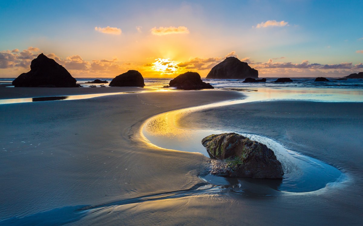 日出 沙滩 岩石 海洋 4k风景图片