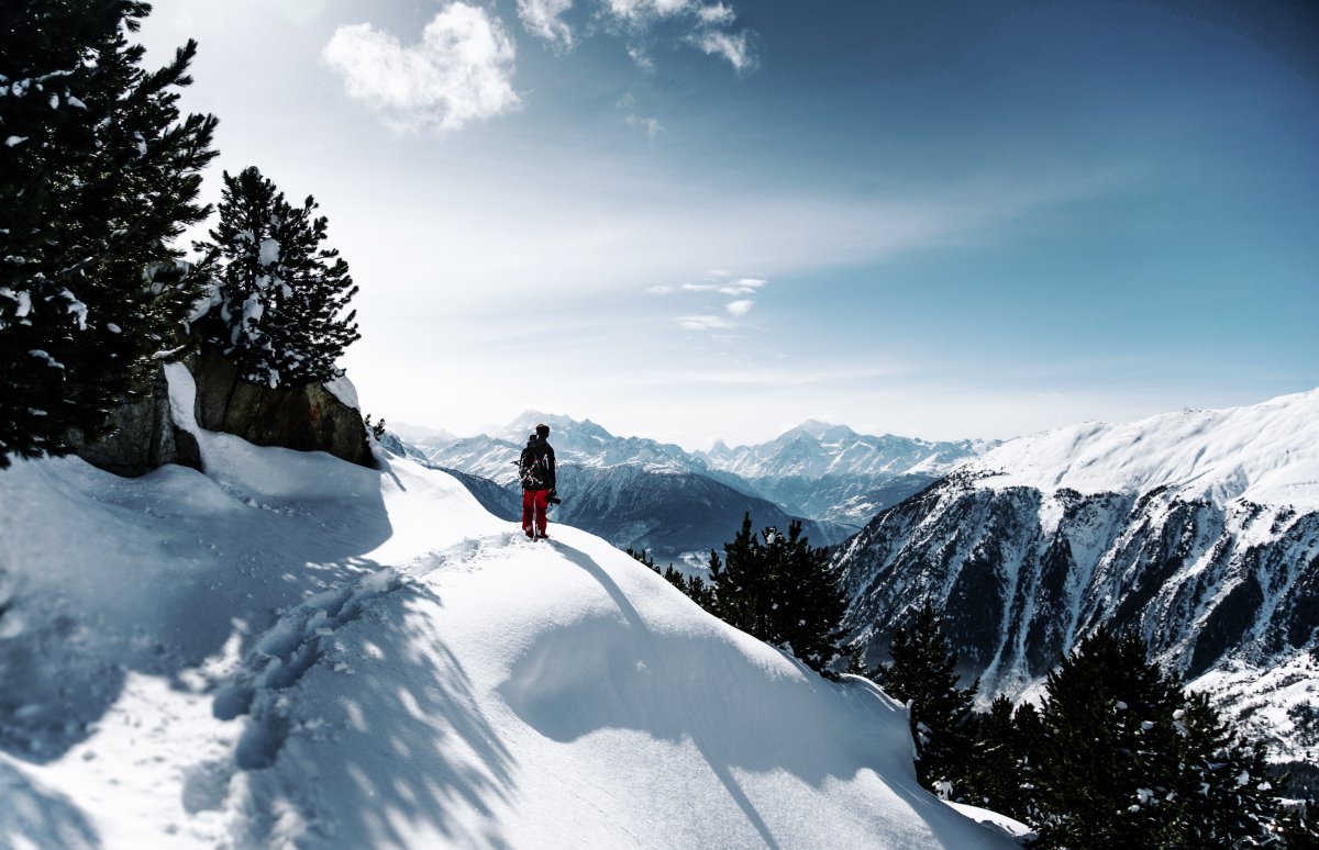 雪景,雪山,登山者7k图片,4k高清风景图片,娟娟壁纸