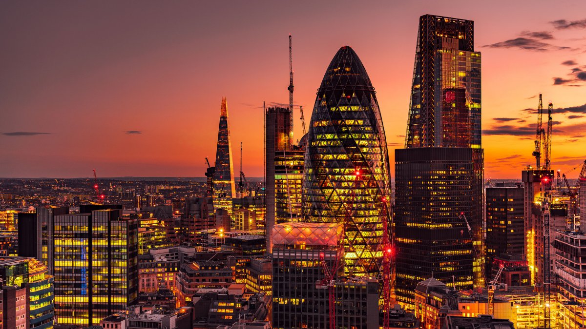 伦敦摩天大楼夜景4k高清图片