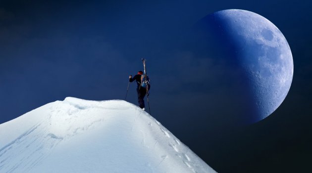月球 山 雪 登山者 天空 超级月图片